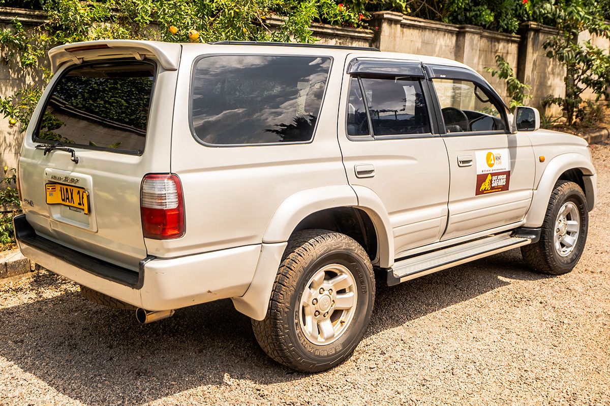 Toyota Hilux Surf, 5 Seater, Automatic Transmission