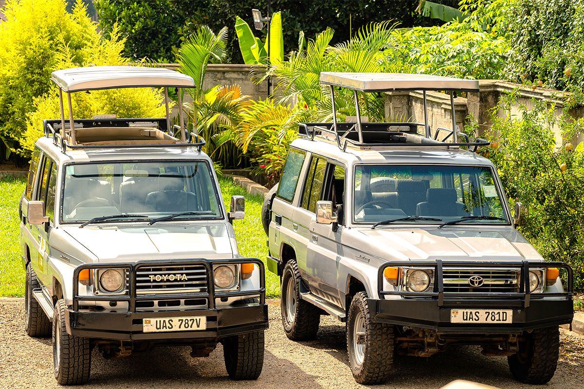 Toyota Land Cruiser Hard Top Open Roof, Both 4 & 5 Seater