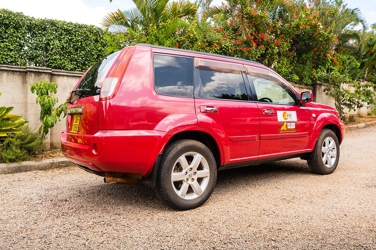 Nissan Xtrail, 4 seater, Automatic Transmission