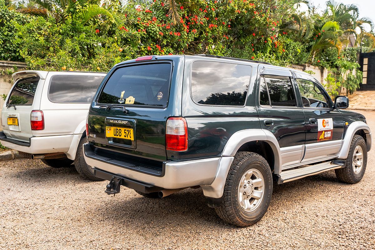 Toyota Hilux Surf, 5 Seater, Automatic Transmission