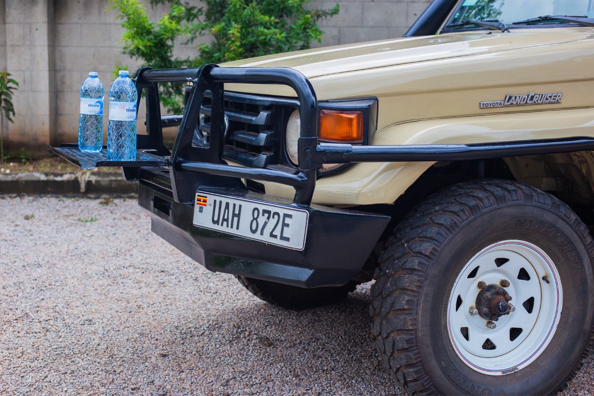 Toyota Land Cruiser Hard Top Open Roof, 6 seater, Manual Transmission