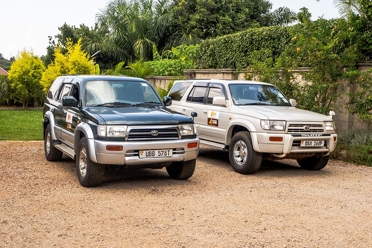 Toyota Hilux Surf 4x4 Automatic transmission 5 seater