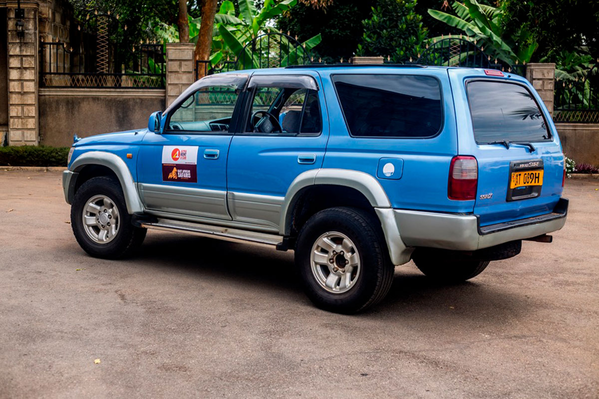 Toyota Hilux Surf 4x4 Automatic transmission 5 seater