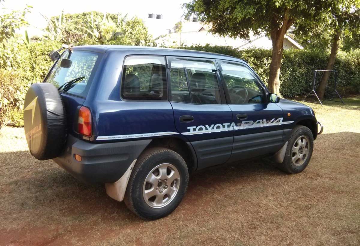 Toyota Rav4 AWD, 4 Seater, Automatic Transmission