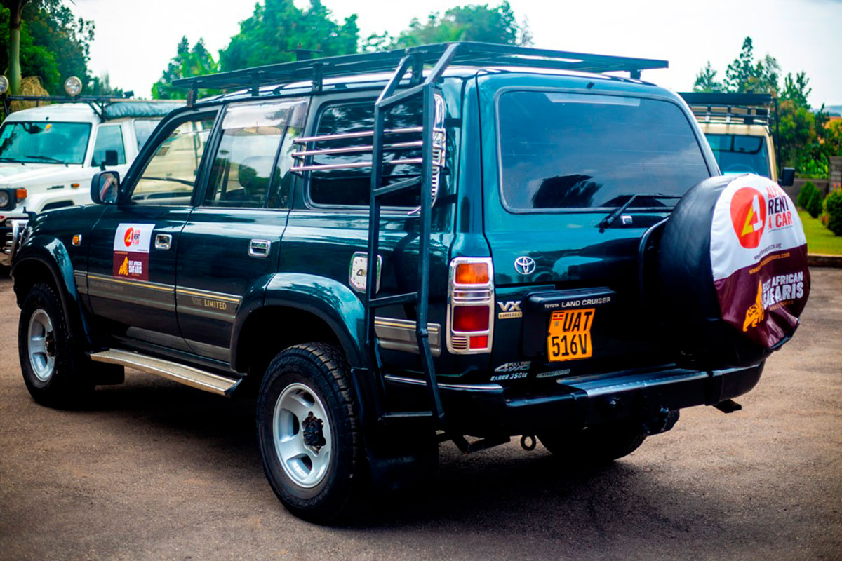 Toyota Land Cruiser VX 4x4 Automatic transmission, 5 seater