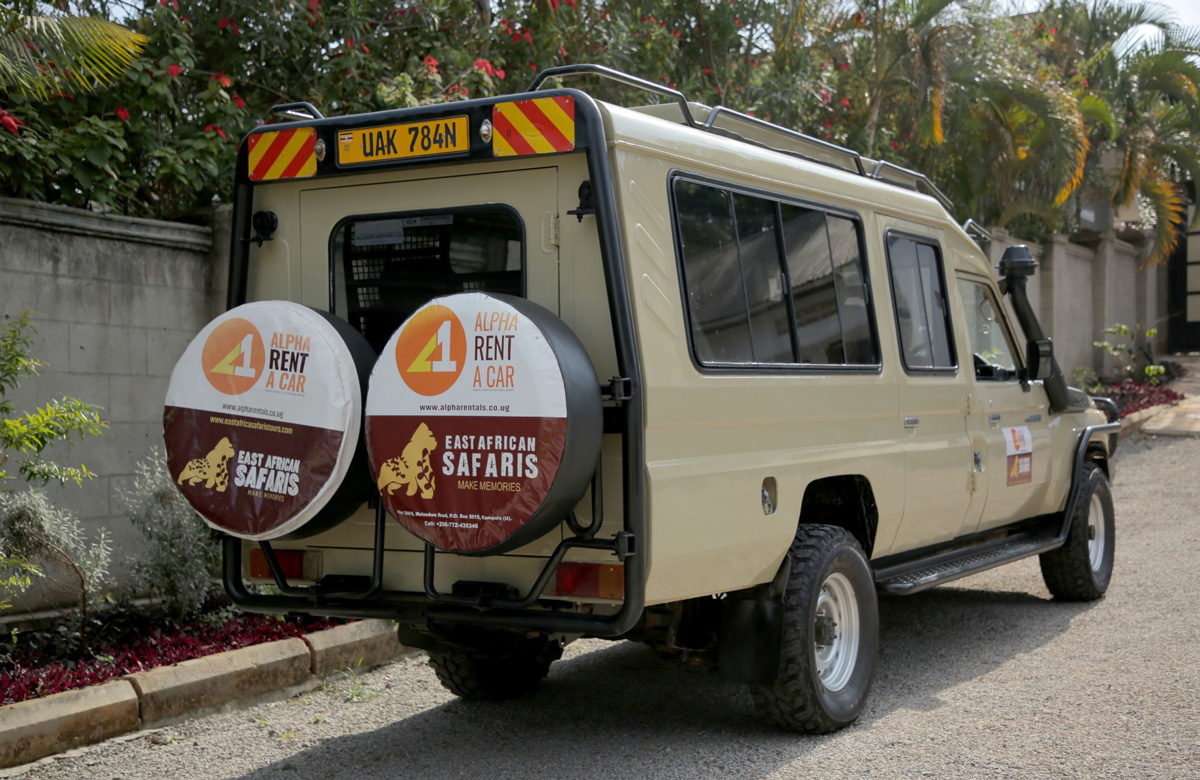 Land Cruiser Hard Top 8-Pax Stretch Extended Safari Landcruiser,  8 Seater, Manual Transmission